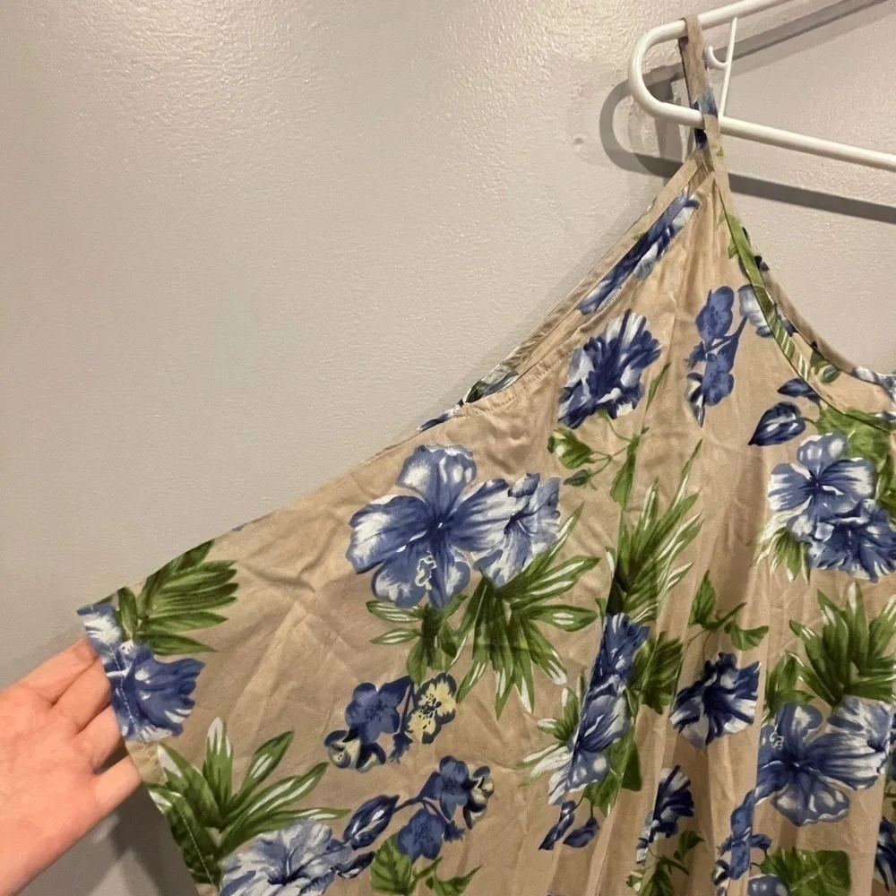 NWT Holiday Floral Hampshire Kaftan O/S